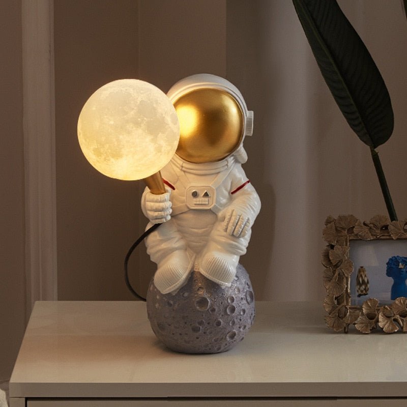 Homezie-Homezie Astronaut Lamp | Miniatuur Astronaut | Sfeerverlichting voor elk hoek van je huis