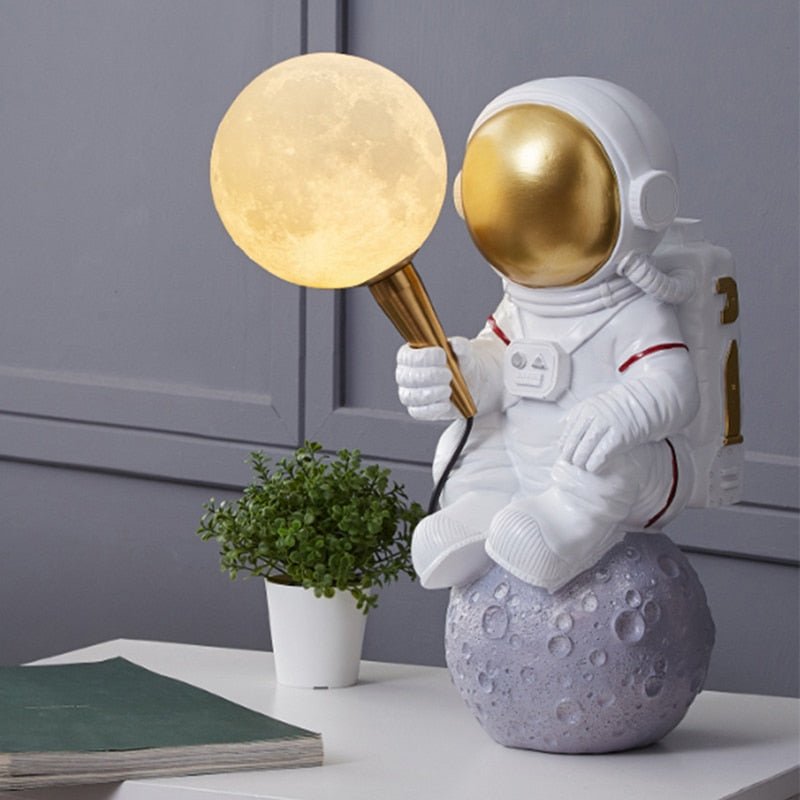 Homezie-Homezie Astronaut Lamp | Miniatuur Astronaut | Sfeerverlichting voor elk hoek van je huis